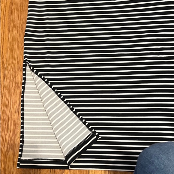 SPANX Air Essentials Tie Waist Black and White Striped Maxi Dress - Picture 5 of 7